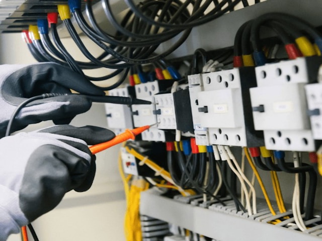Self-Storage for Electricians in St Leonards